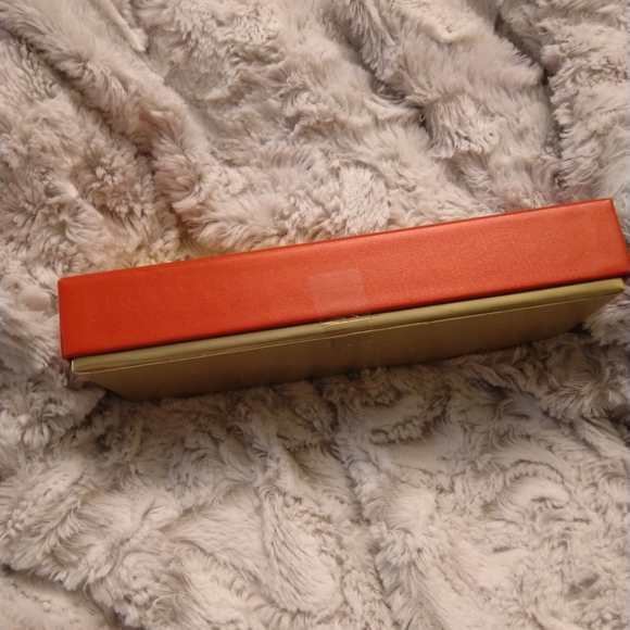 Armani Red Gift Box - Picture 5 of 8